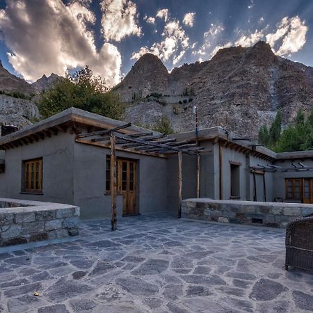 Serena Khaplu Palace ภายนอก รูปภาพ